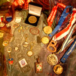 Medallas, medallones y llaveros