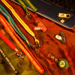 USB and tag hangers, yoyos, USBs (of 2, 4, 8 and 16 GB)